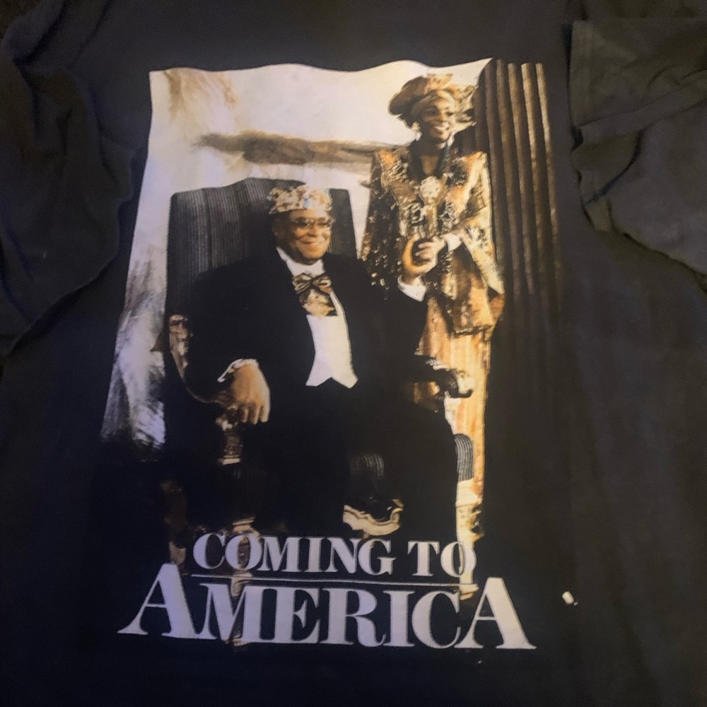 Condition good only worn 5 times,fits good,quality is amazing,looks amazing